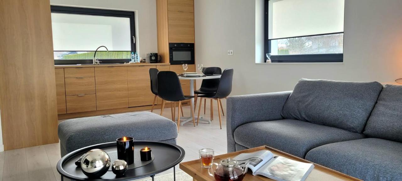 Bast 17 Dom Duzy Parking , Mandoria , Ptak , 2 Sypialnie Lub 1 Sypialnia, Taras , Autostrada A1, Kalinowskiego 17E Wifi Łódź Dış mekan fotoğraf