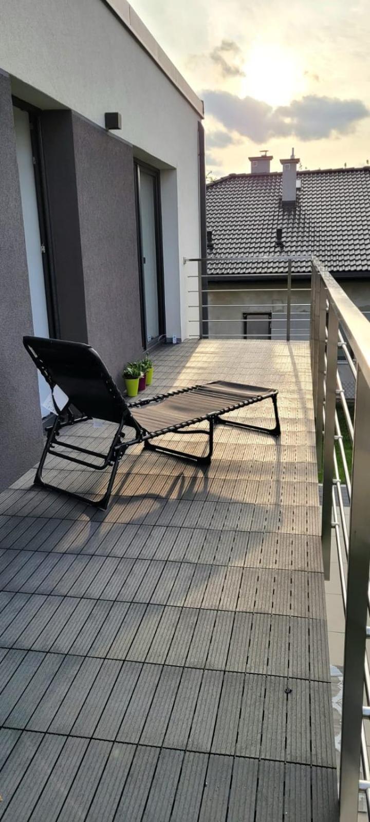 Bast 17 Dom Duzy Parking , Mandoria , Ptak , 2 Sypialnie Lub 1 Sypialnia, Taras , Autostrada A1, Kalinowskiego 17E Wifi Łódź Dış mekan fotoğraf